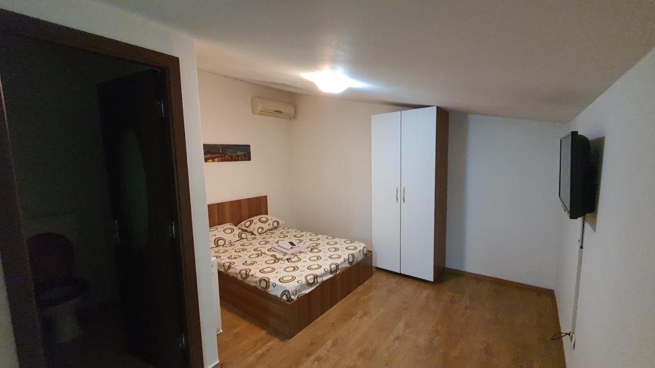 Fundeni- Dragonul Rosu * Bucureşti